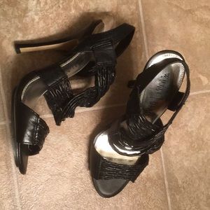 Black White House black market heels sandals